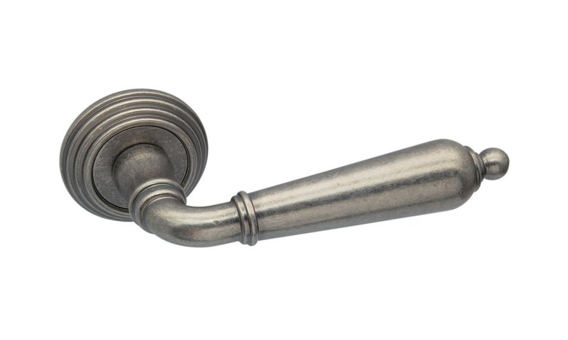 Дверная ручка ADDEN BAU POMOLO V203 AGED SILVER